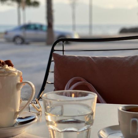ホテル Queen Isabella Premium Vlorë エクステリア 写真
